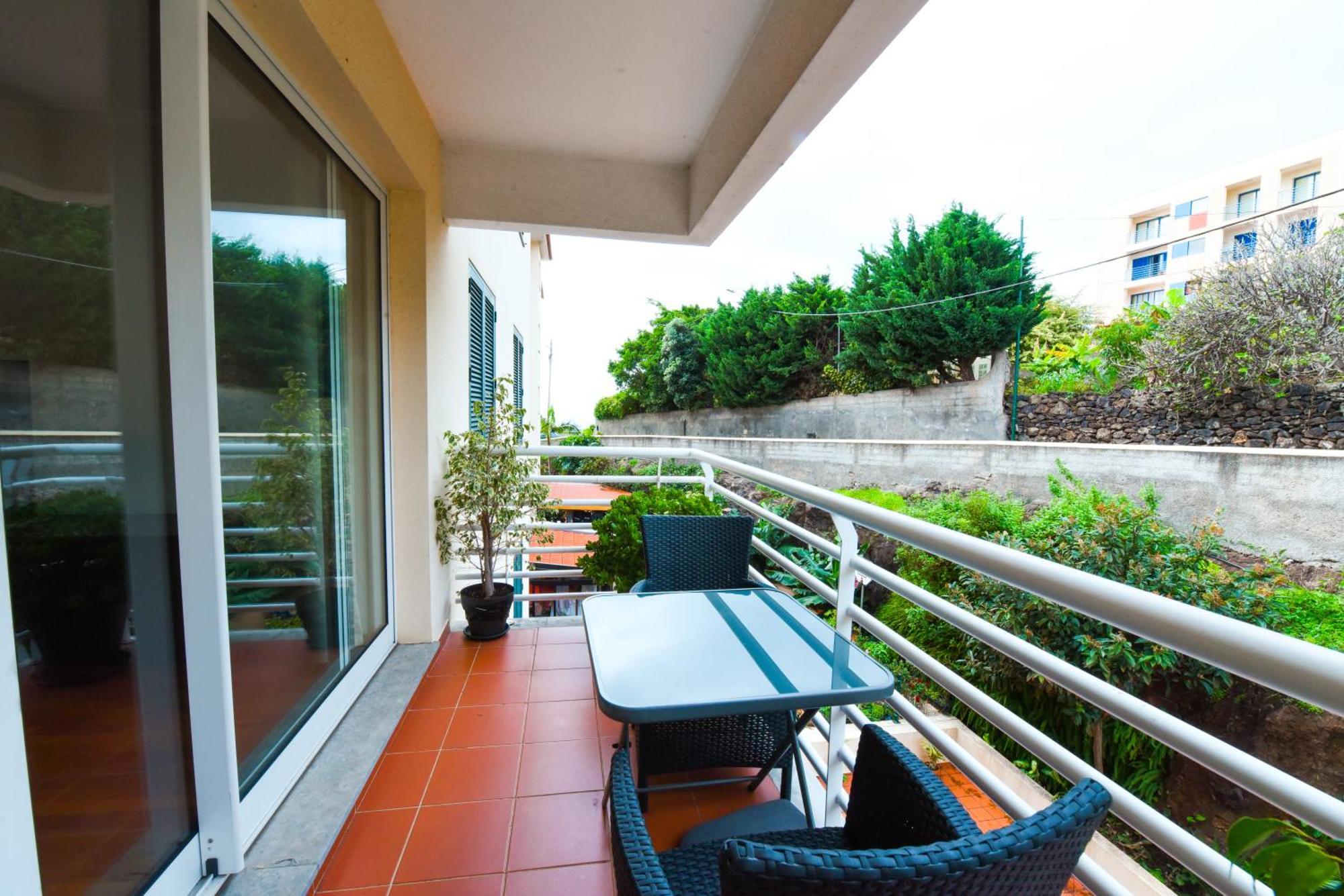 Tranquility Apartment Canico  Exterior photo